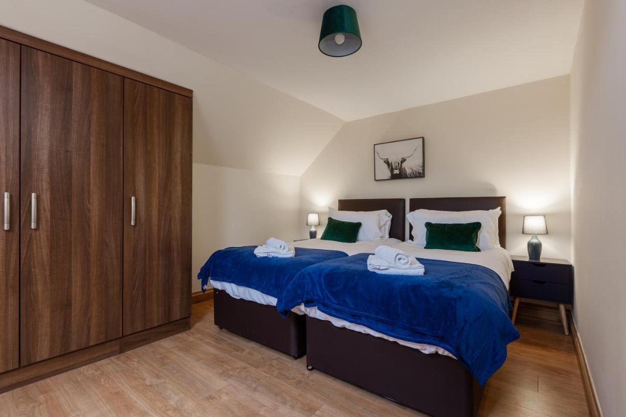 Albert - 5 Bedrooms Sleeps 11 Parking Wi-Fi Contractors Preston  Zewnętrze zdjęcie