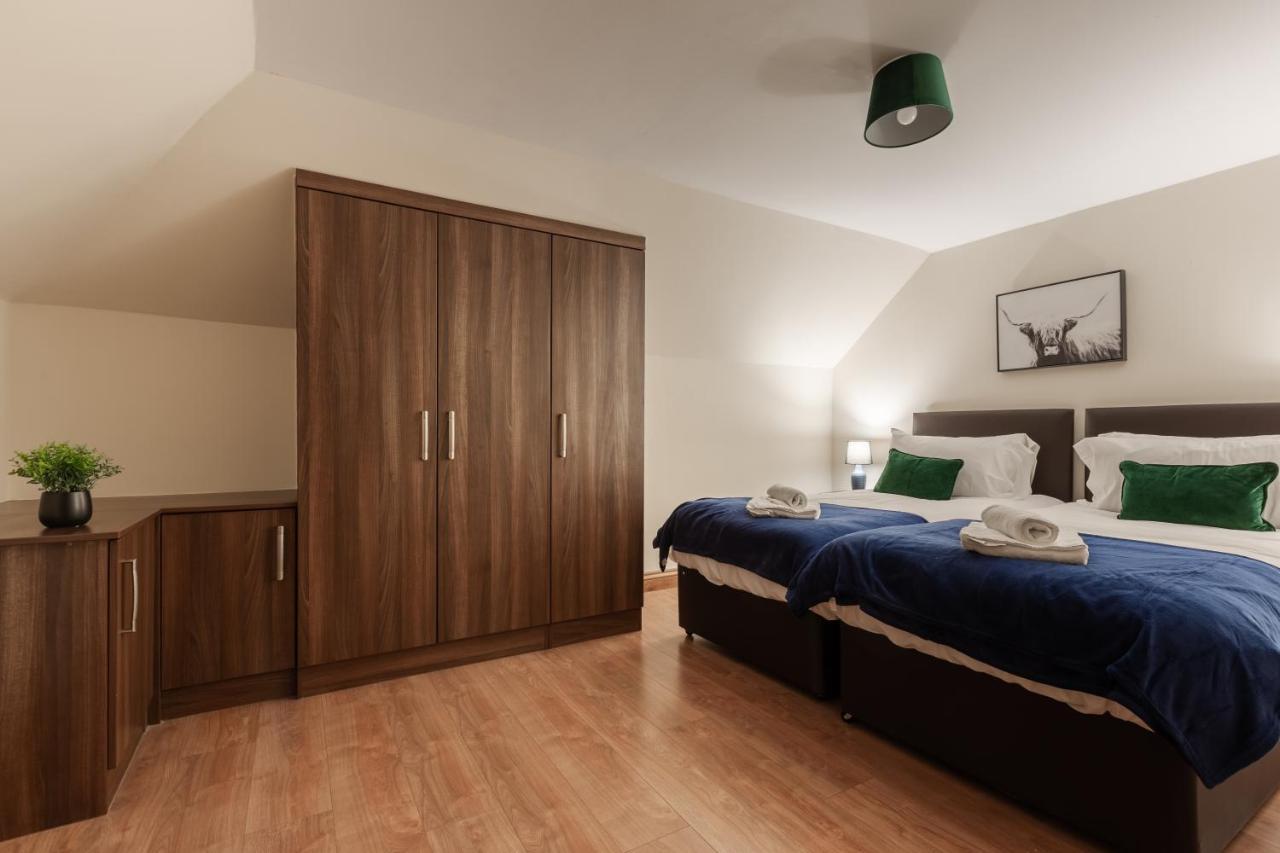 Albert - 5 Bedrooms Sleeps 11 Parking Wi-Fi Contractors Preston  Zewnętrze zdjęcie